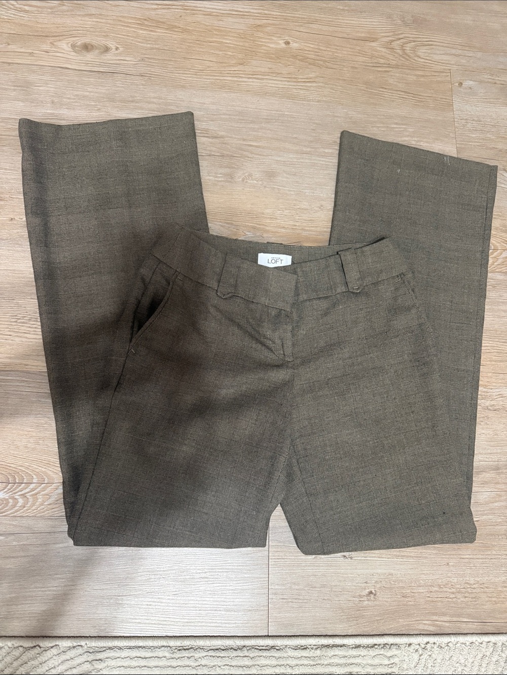 LOFT Men's Olive-Tone Dress Trousers